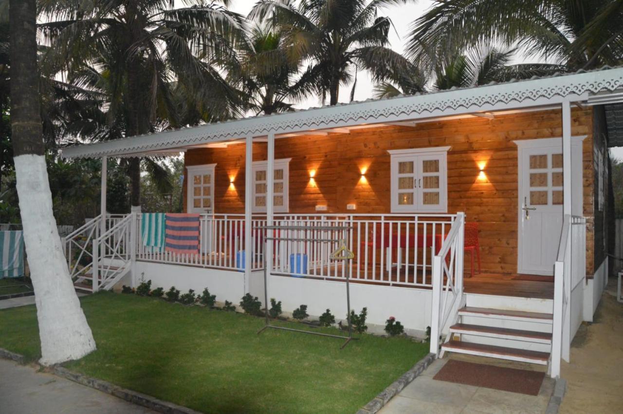 Anthy'S Guesthouse And Restaurant Benaulim Luaran gambar